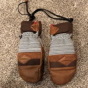 Brand new worn once dakine gloves